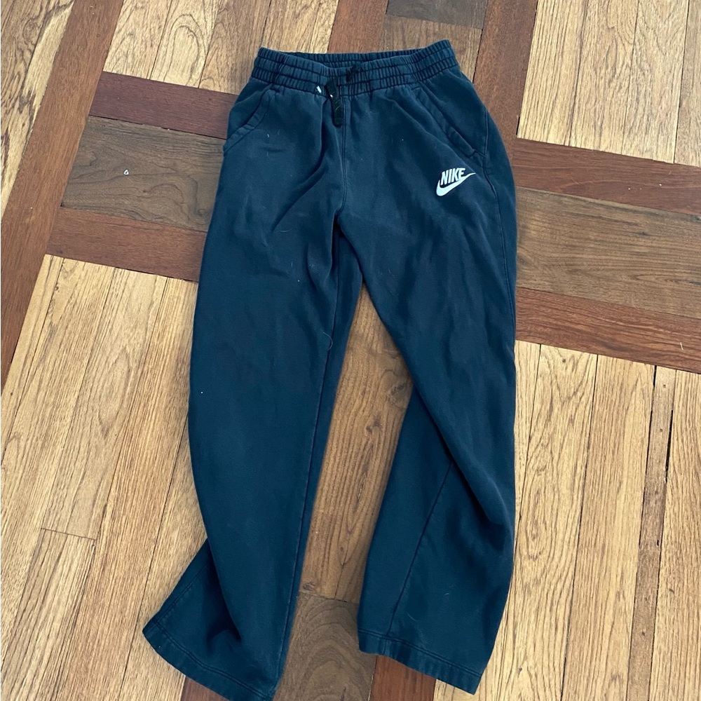 Nike Black Sweatpants Relaxed Fit Elastic Waistband